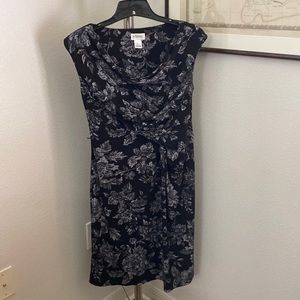 Motherhood Maternity Black & White floral dress Size S